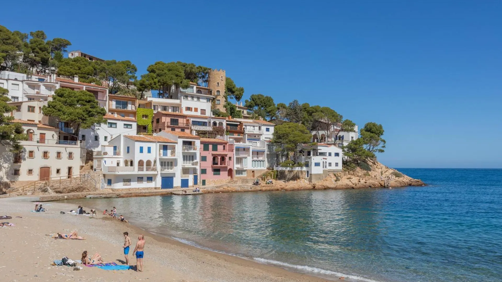 Flateli Sa Tuna 1 Gerona Spanien